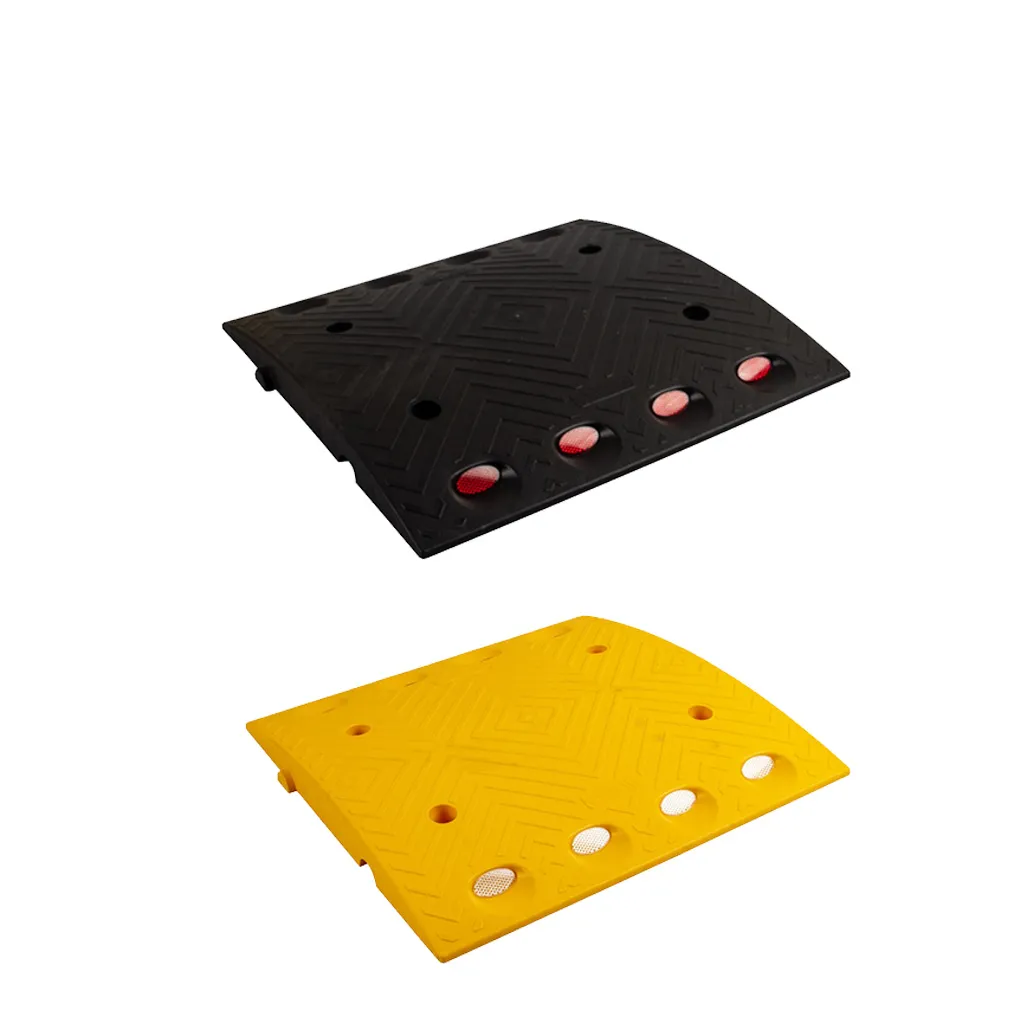 Limitator de Viteza din PPC cu Catadioptrii, 50x50x4.5 cm